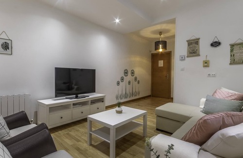 Bilbao City Centre Apartment | Spacious and cosy in the Azkuna Centre