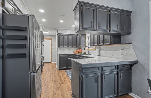Fort Smith House | Spacious and Cozy Royal Ridge Retreat