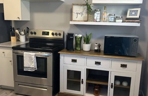 Thunder Bay Apartment | Spacious and cute basement unit!