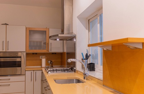 El Viso Apartment | Spacious and Elegant Apartment in Paseo de la Habana
