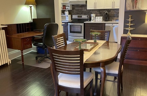 Exhibition Park Apartment | Spacious and elegant apartment, close to downtown