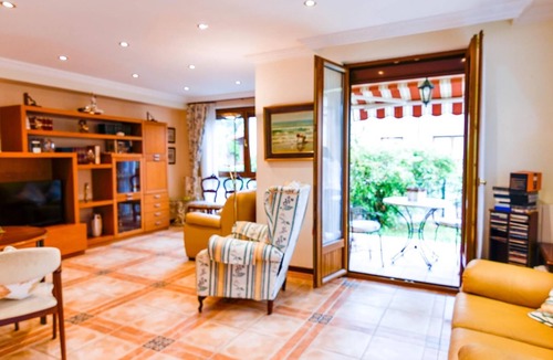 Igollo Cottage | Spacious and comfortable villa with garden