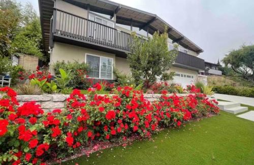 Thousand Oaks Villa | Spacious and Exclusive Oasis 6BR 3BA