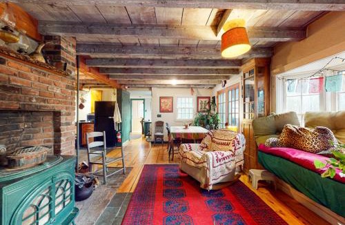 Calais House | Spacious and Historic Plainfield Home with Yard!