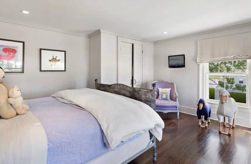 East Hampton North Villa | Spacious and Luxurious Home - Pool - Hot Tub