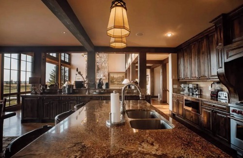 Driggs House | Spacious and Luxurious Craftsmannn