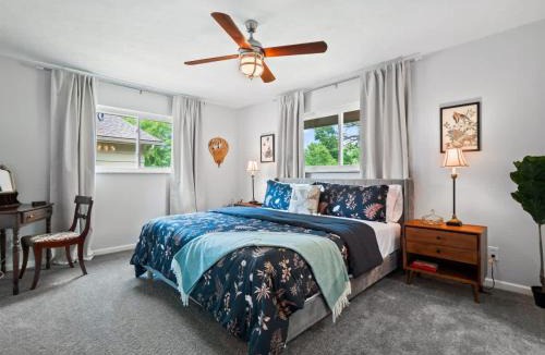 Strongsville House | Spacious and Luxury Designed Ranch with Game Room