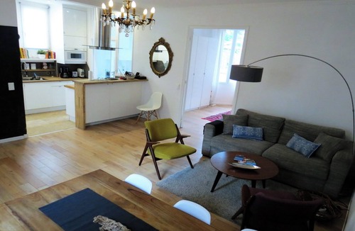 Le Piol Apartment | Spacious and Modern Apartment In Central Nice