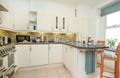 Babbacombe House | Spacious and peaceful, beach and amenities within short walk