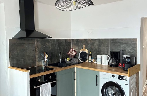 Roquemaure Apartment | Spacious and quiet first floor *clim