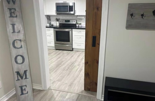 York - Haig House | Spacious and rustic unit in prime location