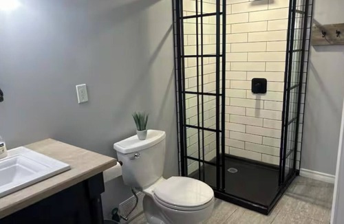 York - Haig House | Spacious and rustic unit in prime location