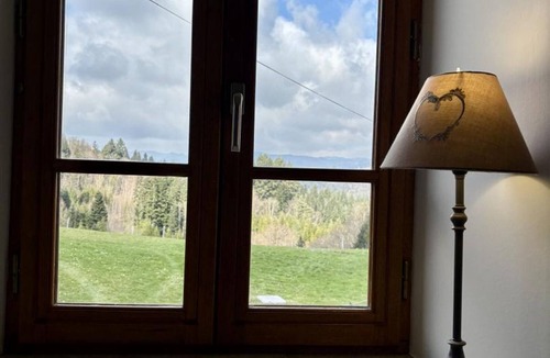 Laprugne Cottage | Spacious and serene cottage with garden, pets allowed