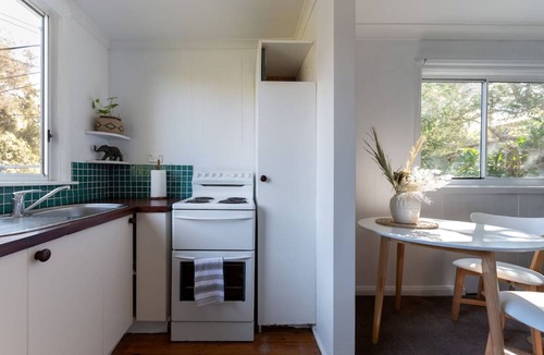 North Narrabeen Apartment | Spacious and Stylish Studio in Narrabeen