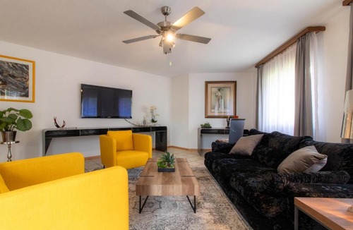 Sion Apartment | Spacious and stylish 3 bedroom apartment in Sion