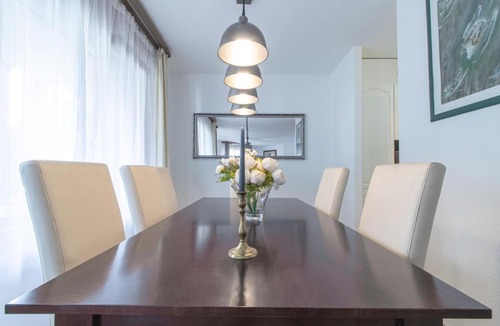Sion Apartment | Spacious and stylish 3 bedroom apartment in Sion