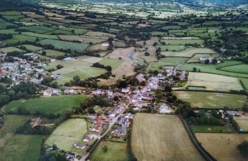 Culmstock Apartment | Spacious and sunny accommodation with Underfloor heating throughout