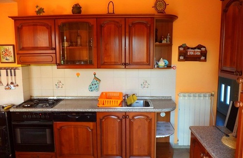 Kampor Apartment | Spacious And Sunny Apartment, Island Rab