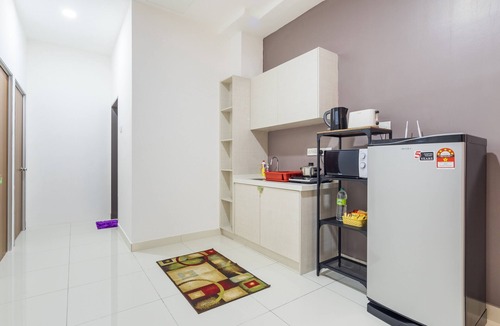 Kuala Lumpur Apartment | Spacious and Trendy, 7 mins to KLCC