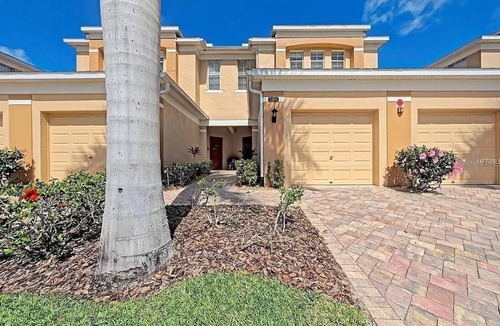 Palmer Ranch House | Spacious and Updated Townhouse