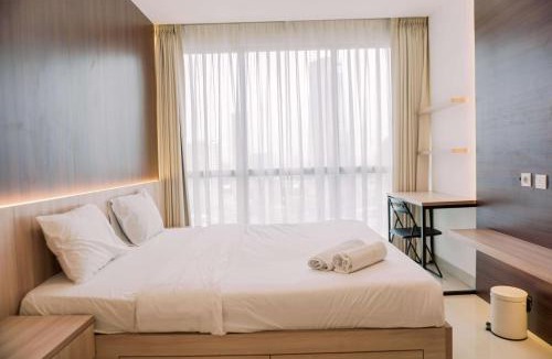 Semanggi Apartment | Spacious and Warm 2BR at Ciputra World 2 Apartment By Travelio