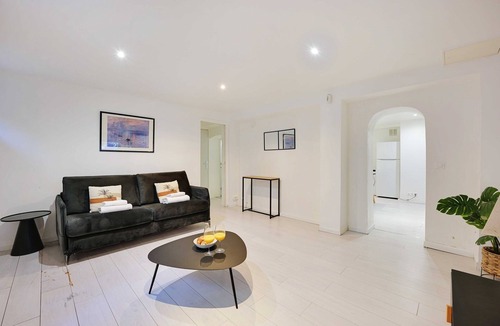 Le Kremlin-Bicetre Apartment | Spacious Apartment - 2br/4p- Le Kremlin-bicetre