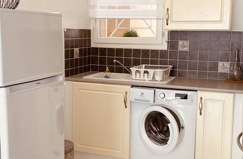 La Teste-de-Buch Apartment | Spacious apartment in La Teste-de-Buch