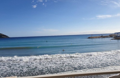 Les Lecques Apartment | Spacious apartment Unobstructed View Of Mediterranean Sea In The Heart Of The Village