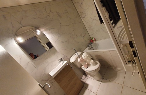 Salins-les-Bains Apartment | Spacious apartment