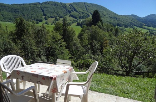 Aillon-le-Jerune Apartment | Spacious apartment in mountain chalet