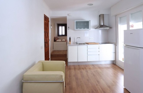 Arenys de Mar Apartment | Spacious Apartment for 2 with Balcony
