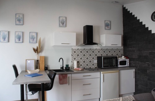 Peyriac-de-Mer Apartment | Spacious apartment with Jacuzzi, garden, Canal Plus and Netflix