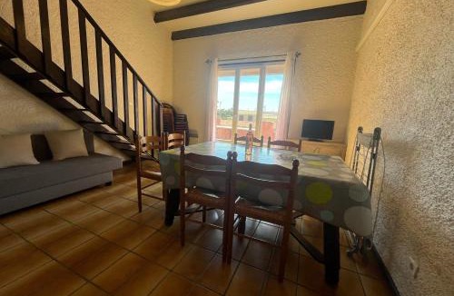 Port-la-Nouvelle Apartment | Spacious apartment with lovely terrace