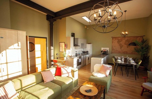 East End Condo | Spacious Apartment with Glasgow Green Views