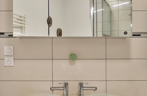 Nevers Apartment | Spacious apartment 100m² + parking downtown