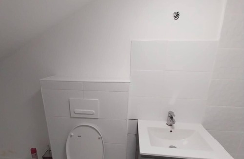 Argenteuil Condo | Spacious apartment 2 mn walk from argenteuil train station.