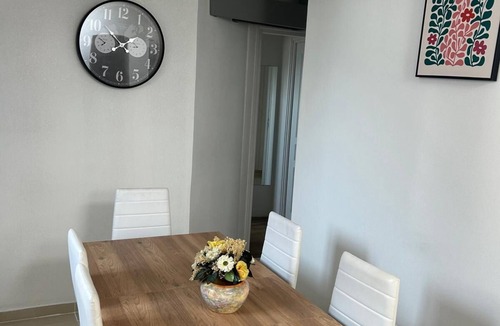 Argenteuil Condo | Spacious apartment 2 mn walk from argenteuil train station.