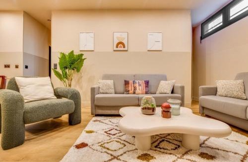 Gare Apartment | Spacious Apartment - 2BR 10P - Place d'Italie