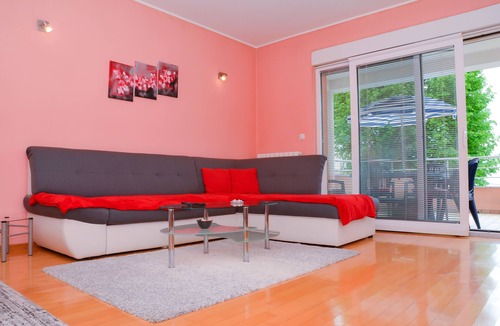 Cikovici Apartment | Spacious Apartment Adriana with the sea and mountain view