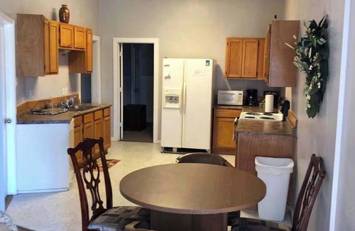 Ingleside Apartment | Spacious Apartment Complex in Ingleside – Sleeps 19!