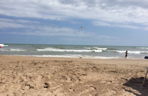 Daimuz Apartment | Spacious apartment facing the sea and a few meters from the beach