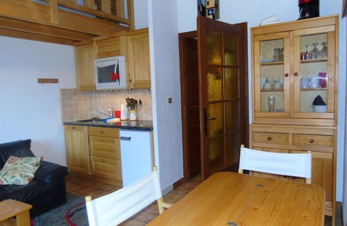 Chatel Apartment | Spacious apartment for 6 with balcony in Châtel