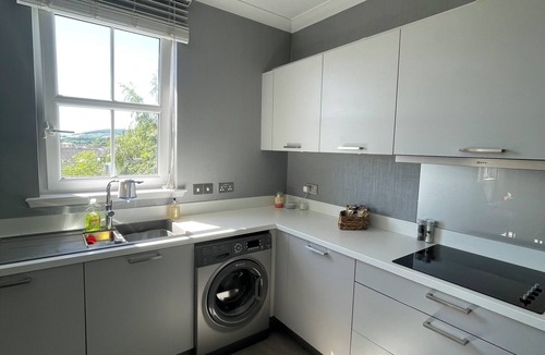 Insch Apartment | Spacious Apartment in Aberdeenshire