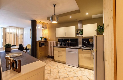 Chambery Apartment | Spacious apartment in the center of Chambéry - walking distance to the train station