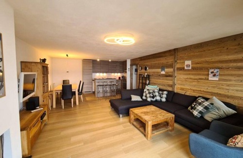 Veysonnaz Apartment | Spacious apartment near cable car