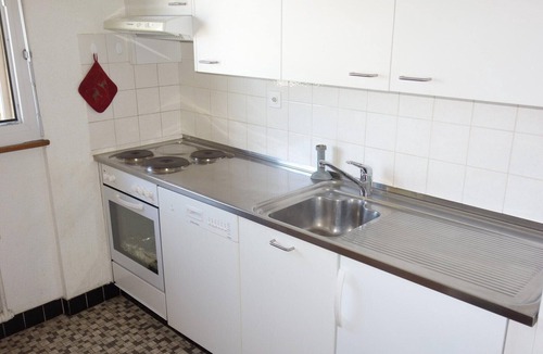 Veysonnaz Apartment | Spacious apartment near cable car