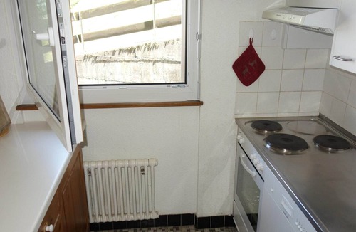 Veysonnaz Apartment | Spacious apartment near cable car