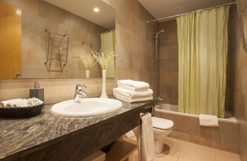 El Camp de l'Arpa del Clot Apartment | Spacious apartment near the Sagrada Familia