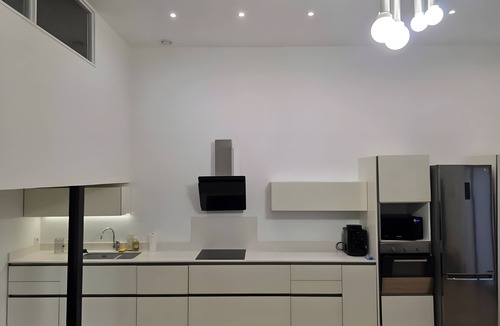 Saint-Victor Apartment | Spacious Apartment Near the Old Port with Wi-Fi and Air Conditioning