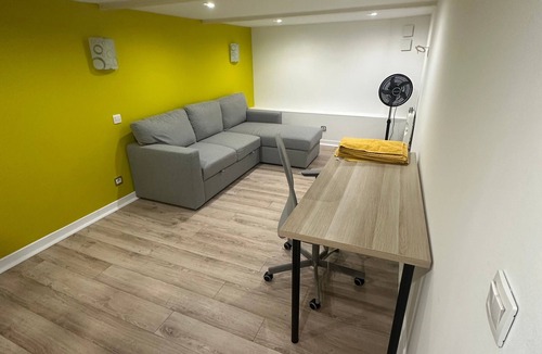 Saint-Victor Apartment | Spacious Apartment Near the Old Port with Wi-Fi and Air Conditioning